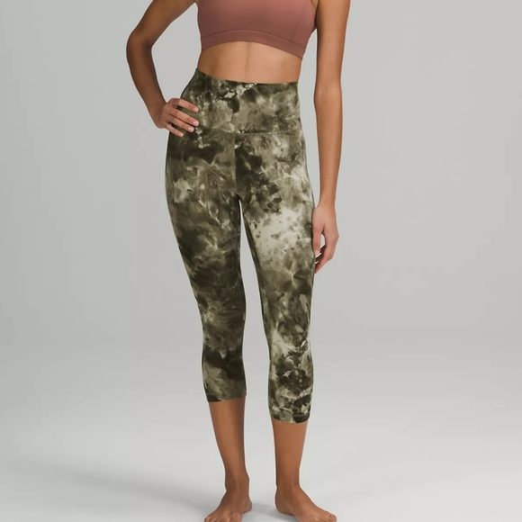 Lululemon Align High-Rise Crop 21" size 6 - Picture 3 of 8